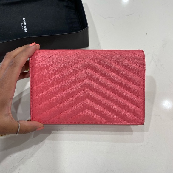 ***SOLD*** YSL wallet on Chain - Picture 8 of 12